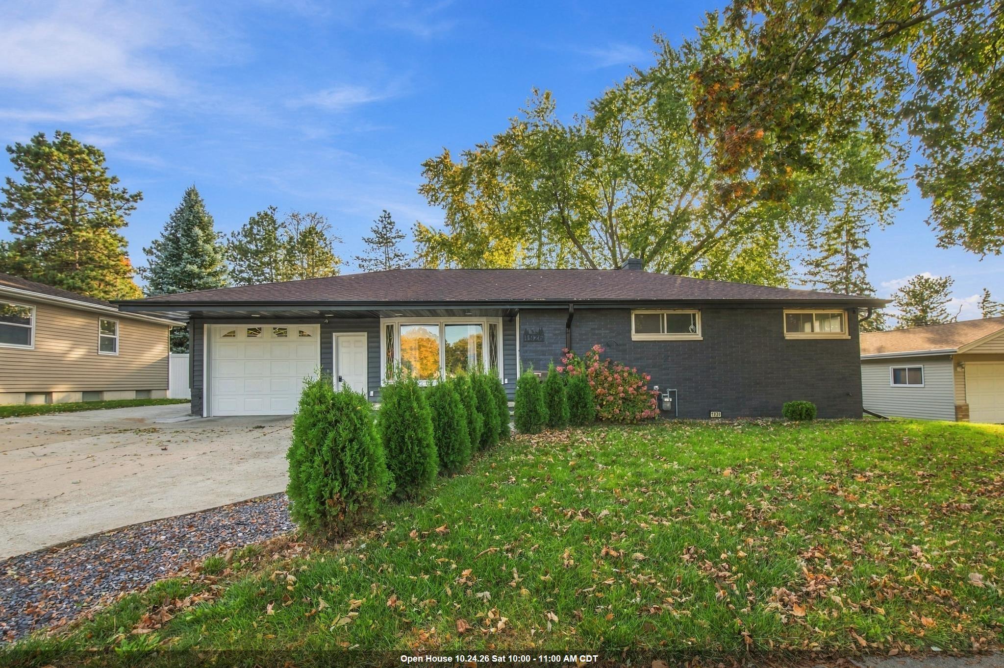 1926 Debra Lane Property Photo 1