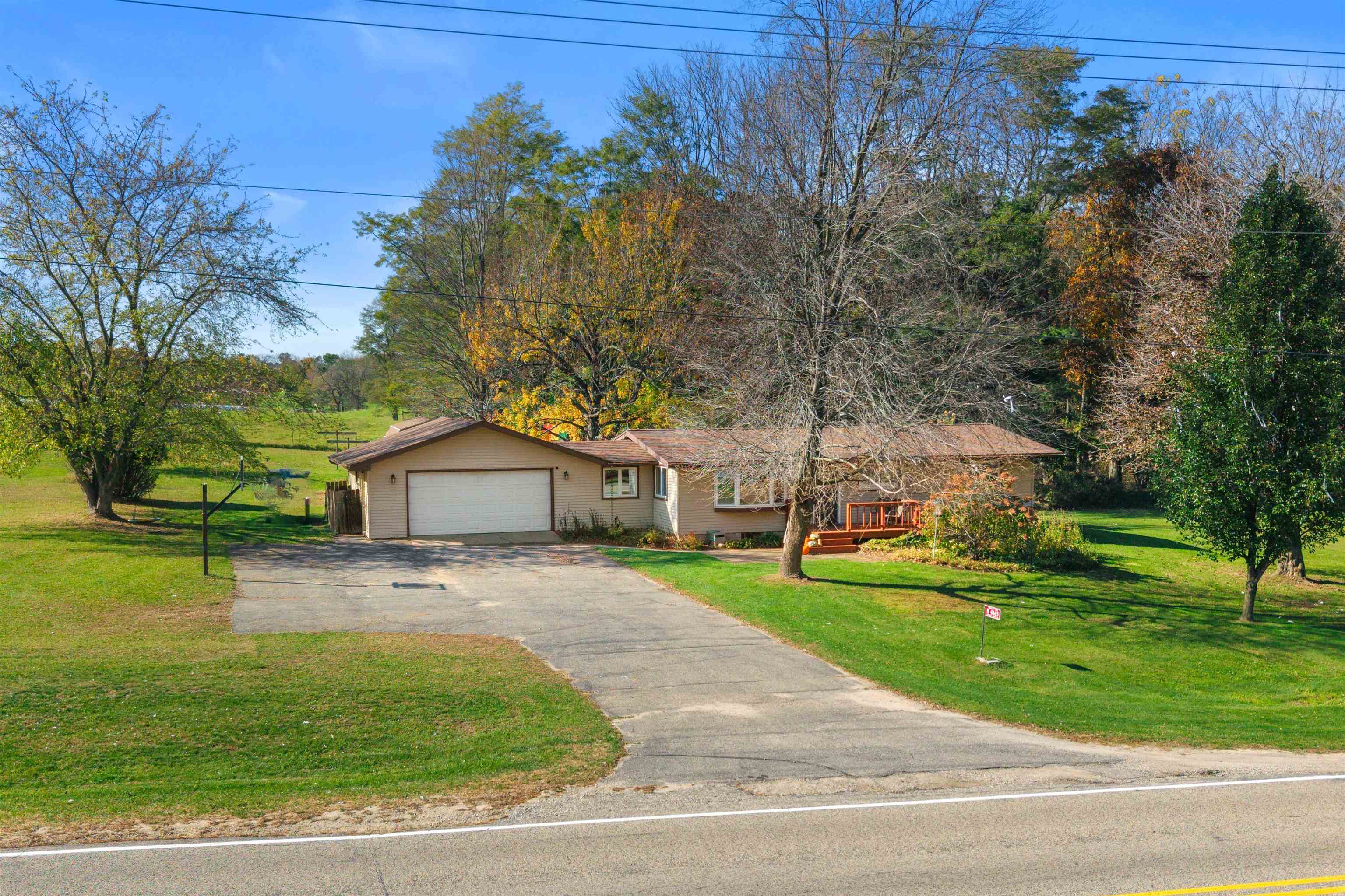 N4665 County Road Eh Property Photo 1