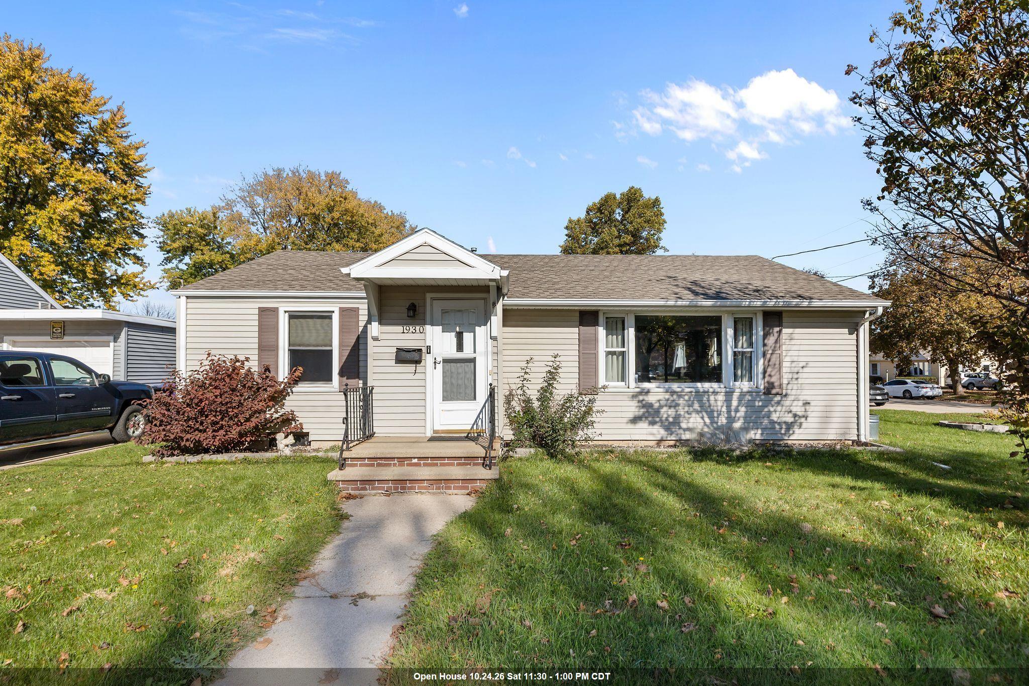 1930 E College Avenue Property Photo 1