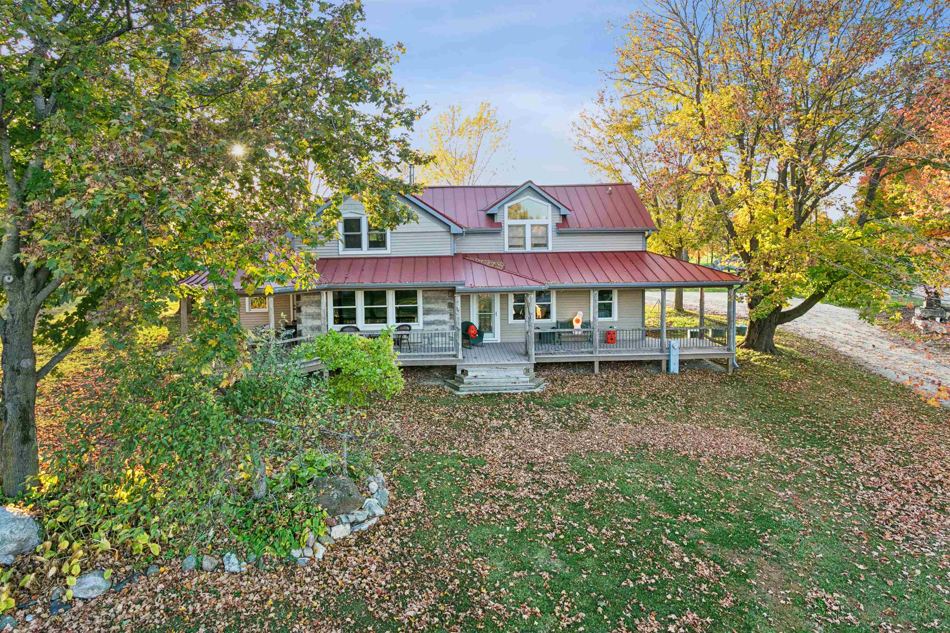 8122 Morrison Road Property Photo 1