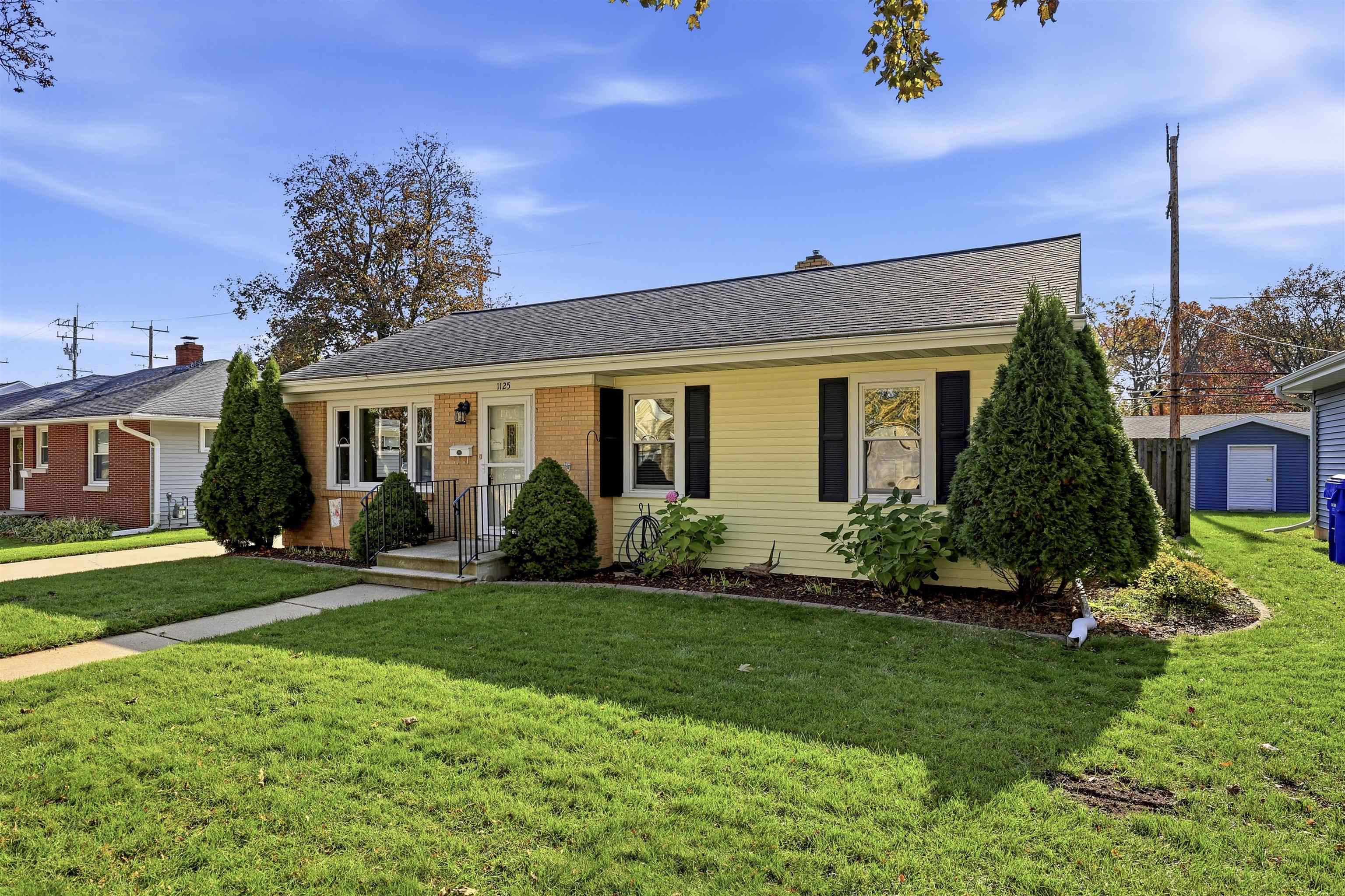 1125 E Frances Street Property Photo 1