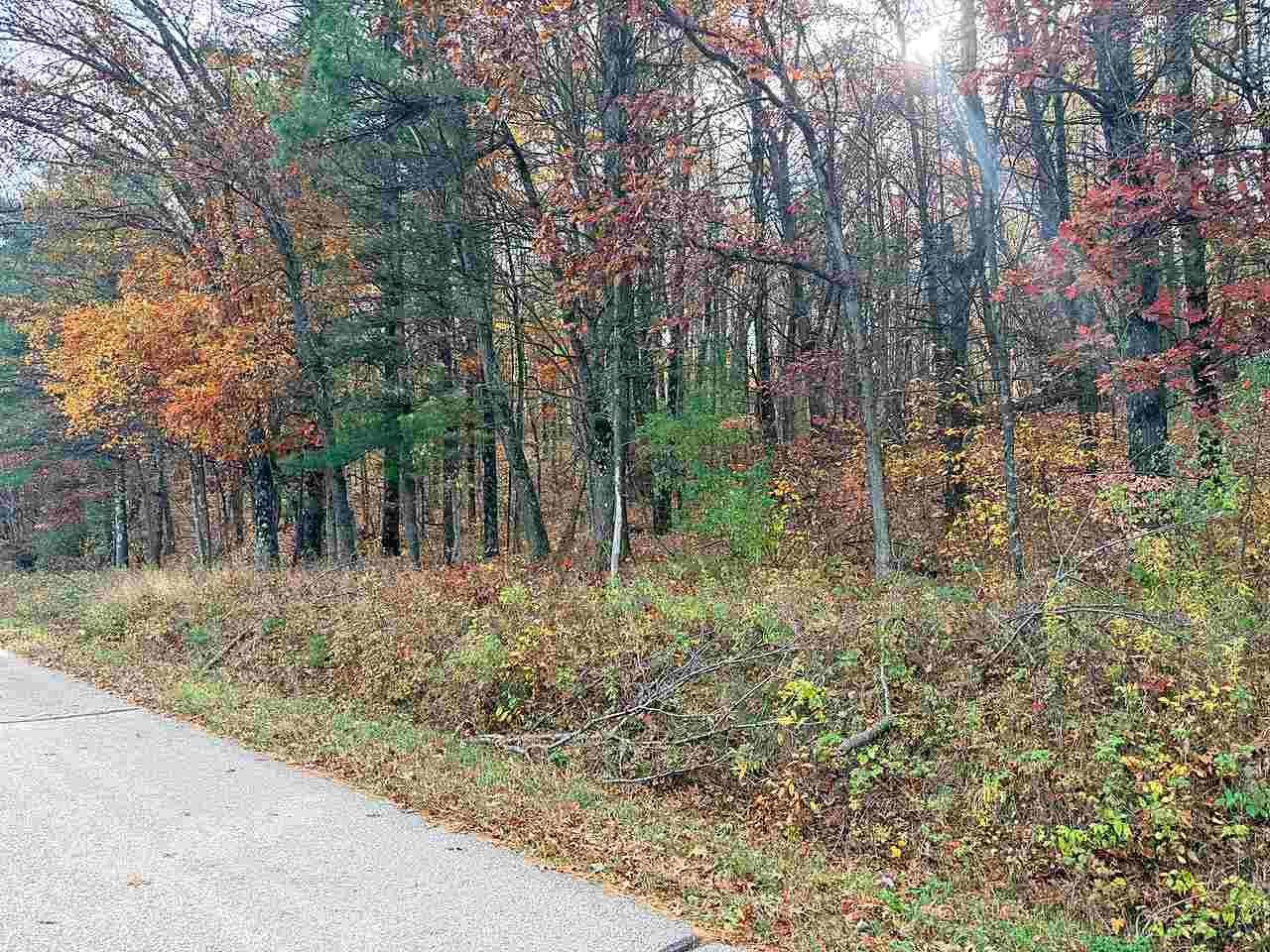 N9858 W Hill Road Property Photo 1