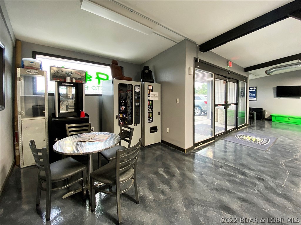 19 Hazelwood Road Property Photo 9