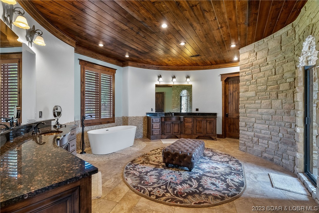 6615 Keystone Drive Property Photo 21
