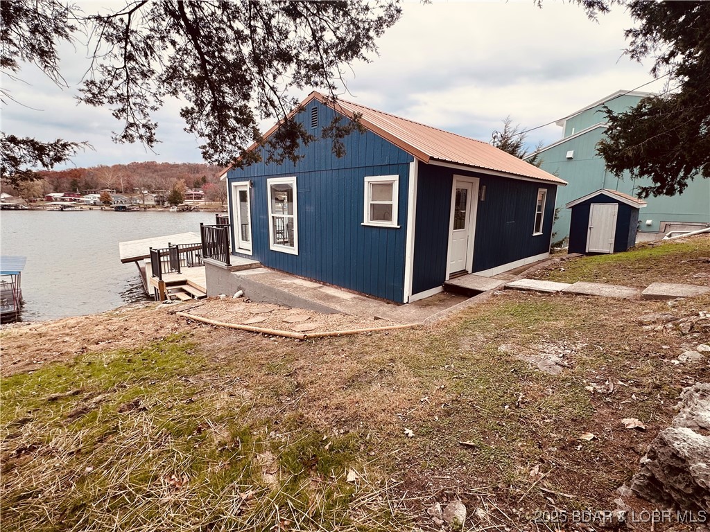 9 Point Plaza Property Photo 1