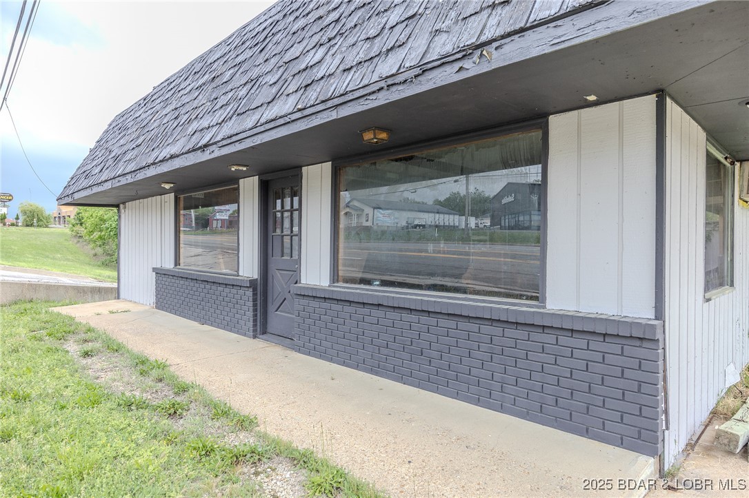 5347 Osage Beach Parkway Property Photo 7