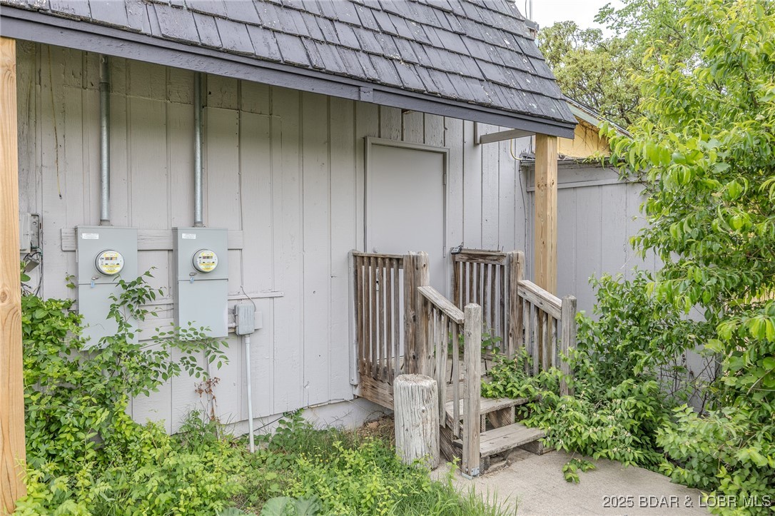 5347 Osage Beach Parkway Property Photo 8