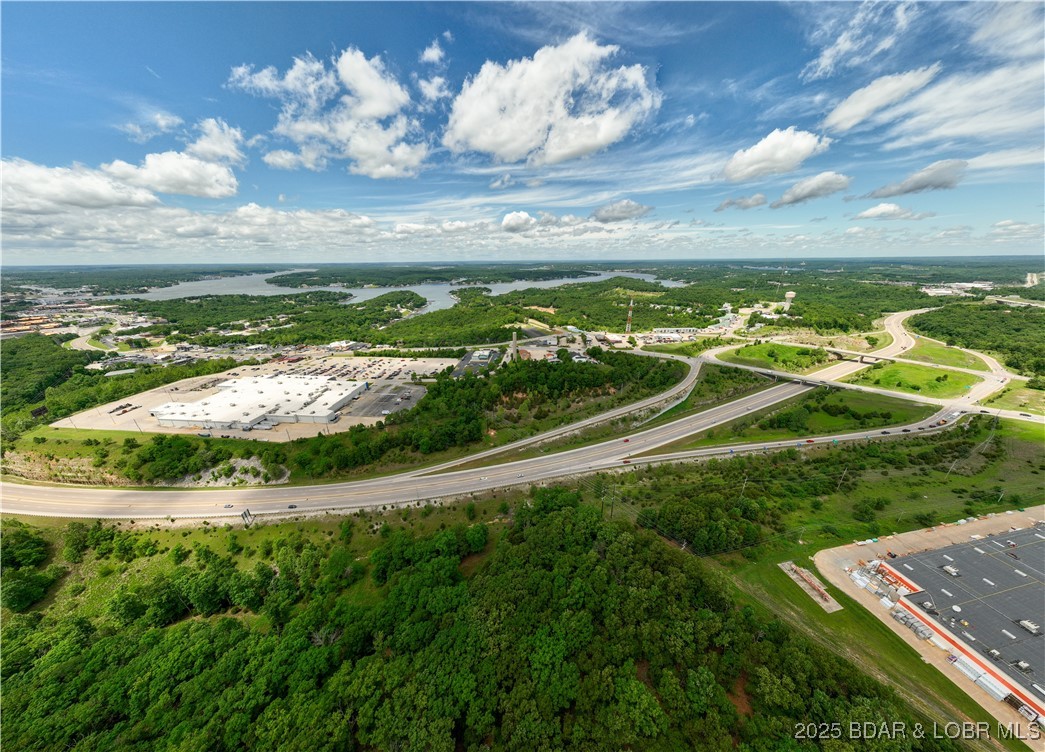 4197 Osage Beach Parkway Property Photo 13