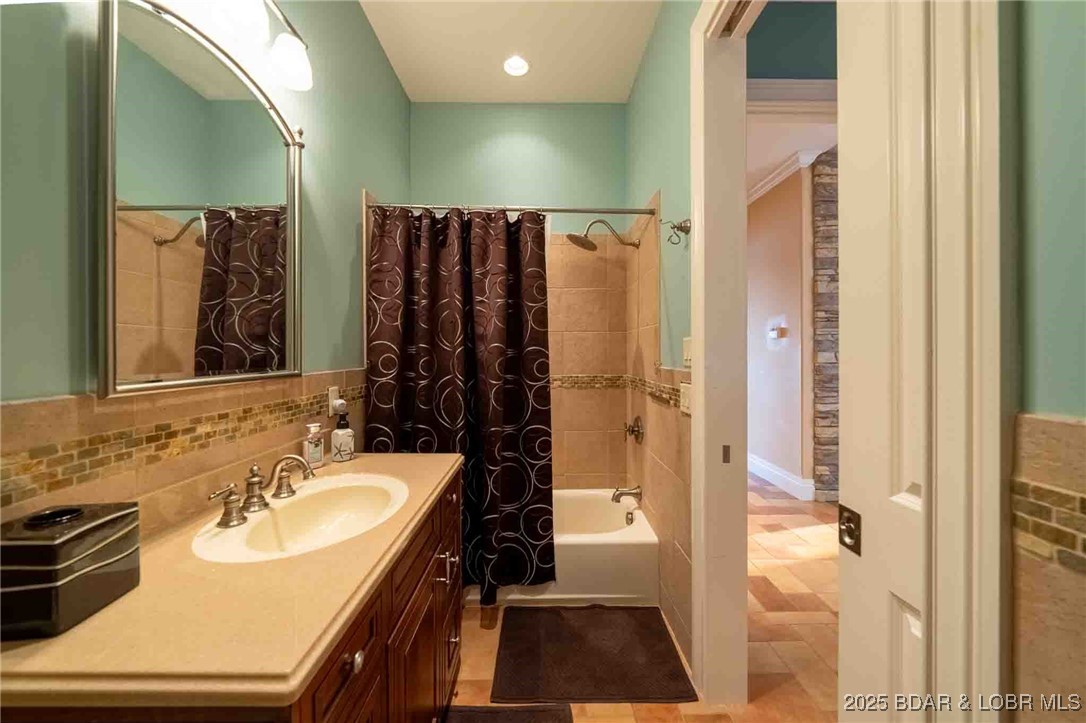 387 Stonebridge Lane Property Photo 54