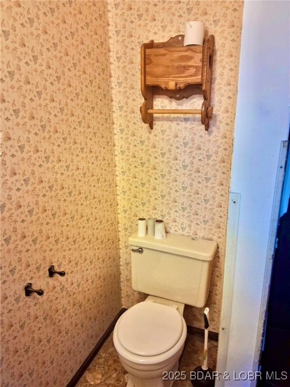 20605 28 Highway Property Photo 17