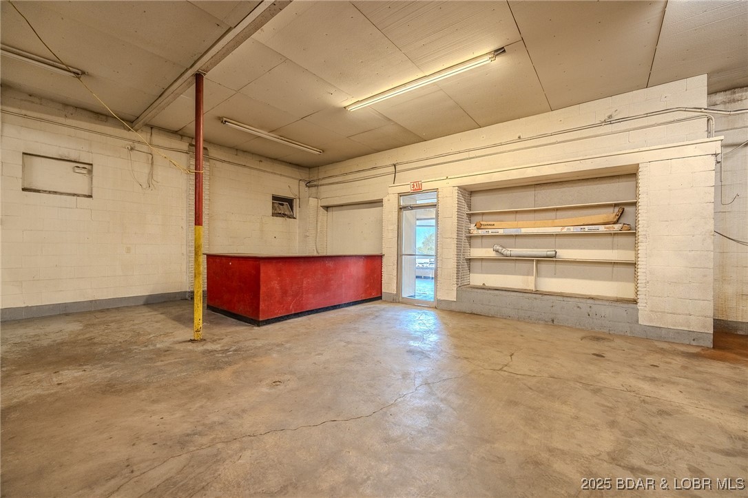 212 W Highway 54 Property Photo 17