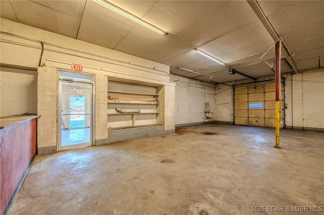212 W Highway 54 Property Photo 18