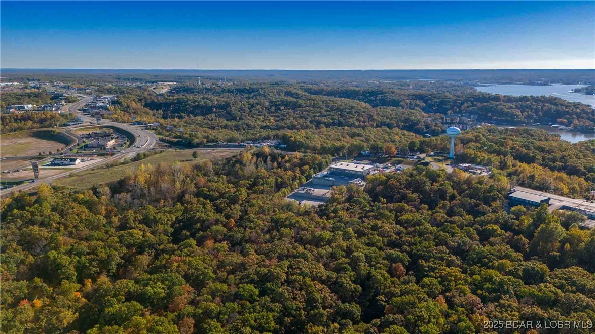Bagnell Dam Boulevard Property Photo 3