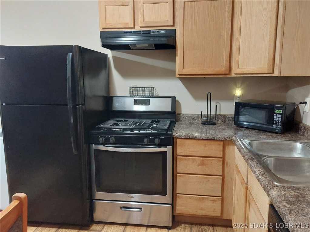 34246 Rabbit Run Property Photo 7