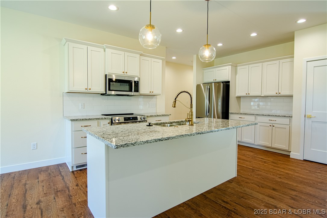 18 Lady Bug Lane Property Photo 3