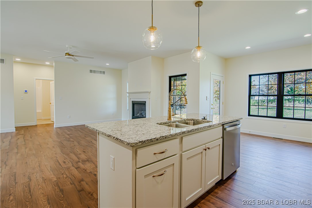 18 Lady Bug Lane Property Photo 8