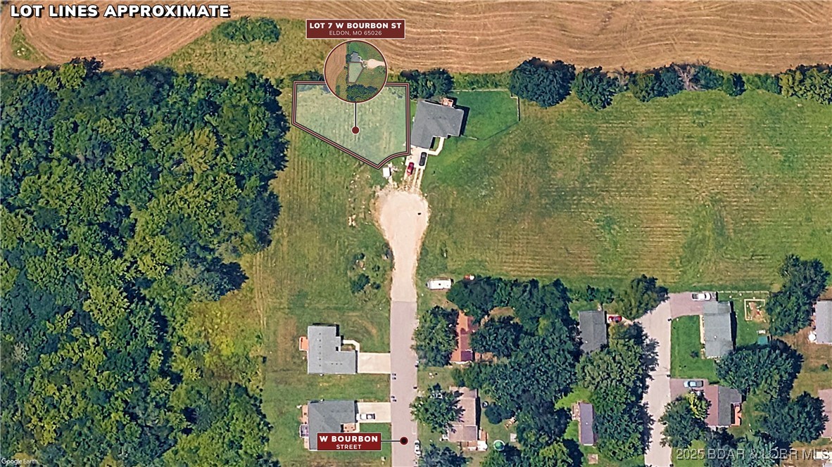 Lot 7 W Bourbon Street Property Photo 9