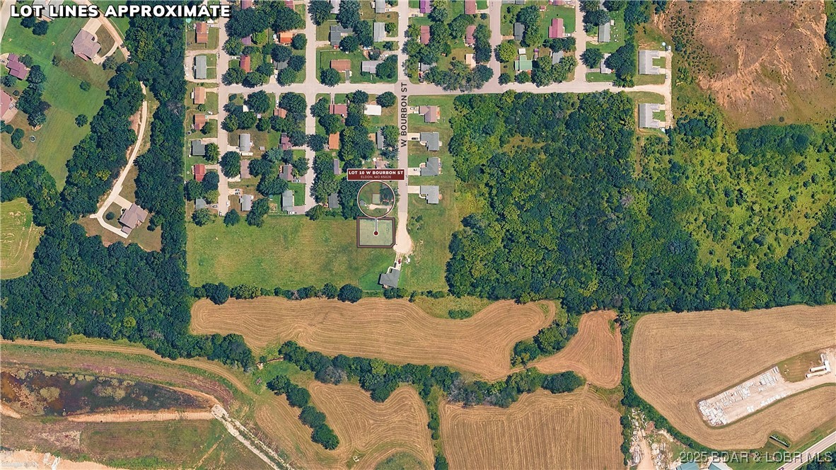 Lot 10 W Bourbon Street Property Photo 8