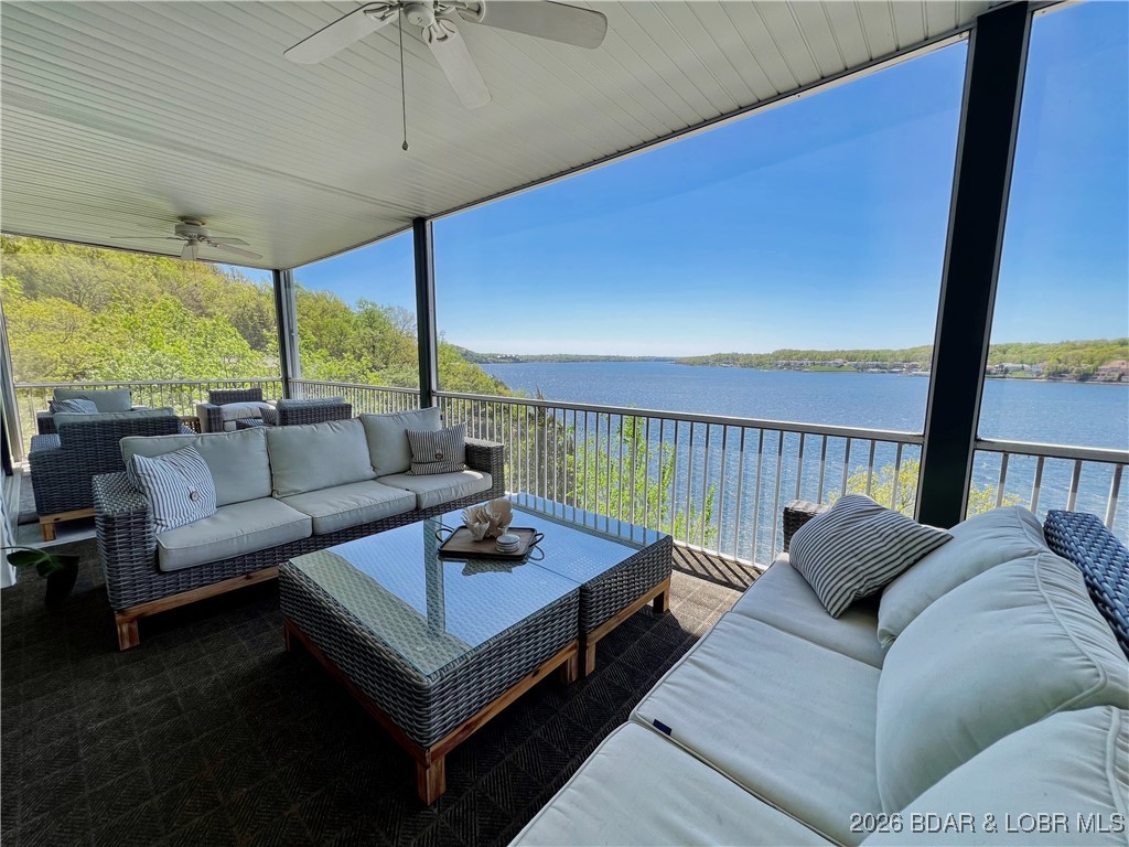 2558 Bagnell Dam Boulevard 101