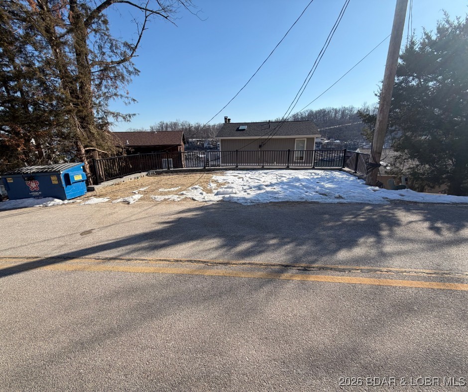 1111 Ginger Road Property Photo 3