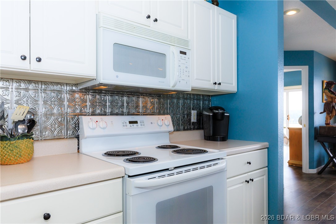 607 E Harbour Towne Drive E-607 Property Photo 12