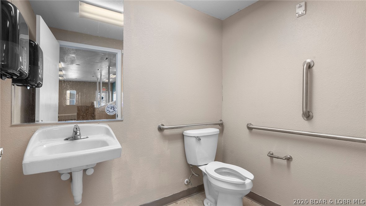 4041 Osage Beach Parkway Property Photo 42