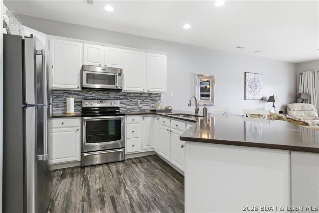 1181 Jeffries Road A-302 Property Photo 12