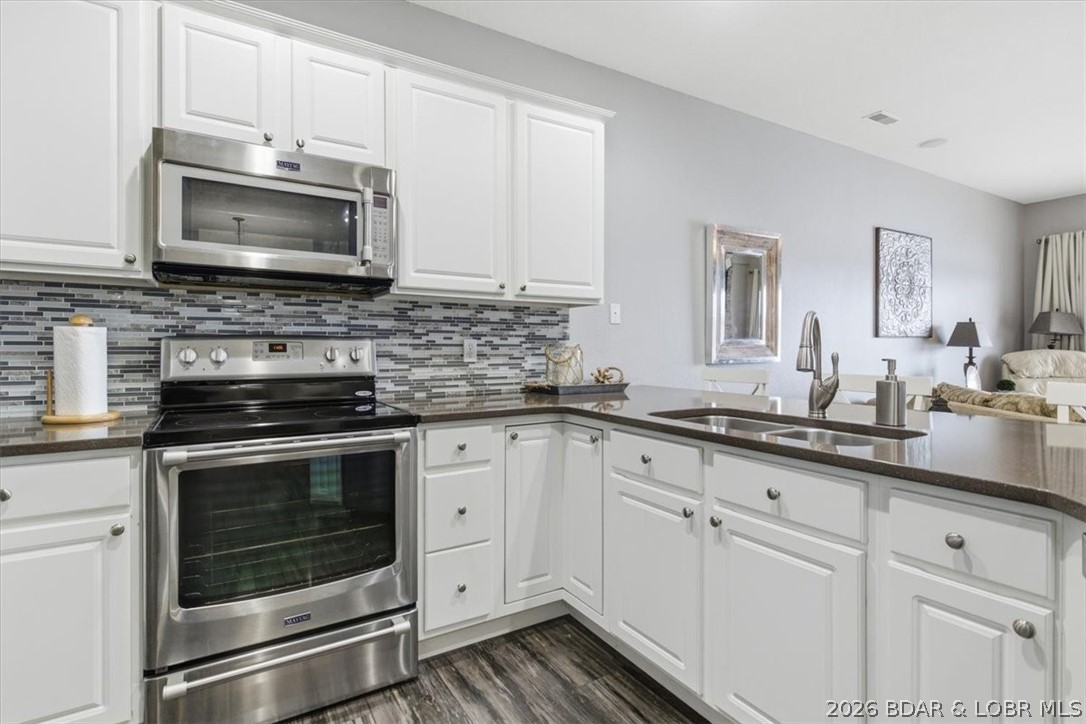 1181 Jeffries Road A-302 Property Photo 13