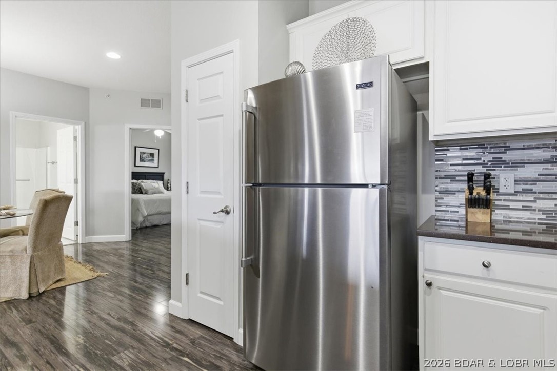 1181 Jeffries Road A-302 Property Photo 17