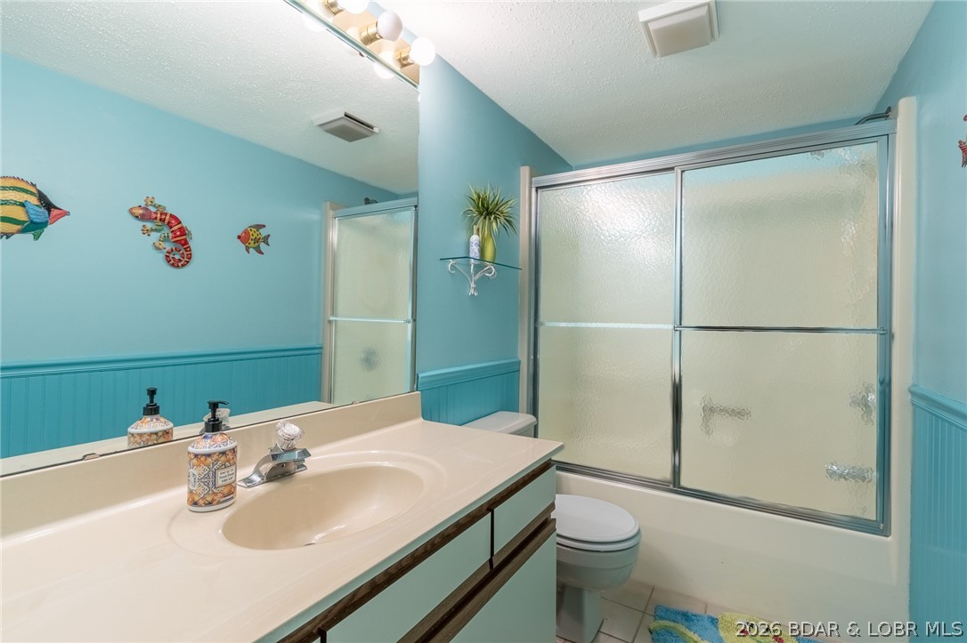 210 Bluff Boulevard 4b Property Photo 14