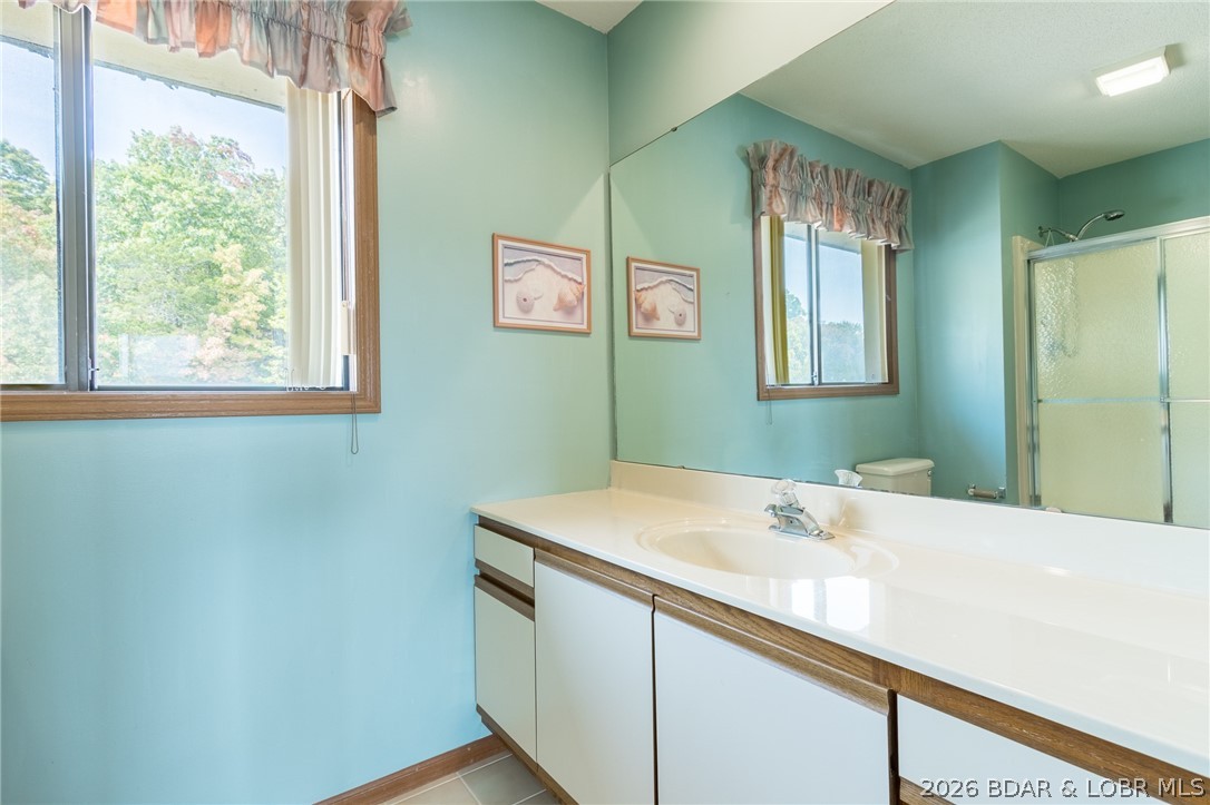 210 Bluff Boulevard 4b Property Photo 24