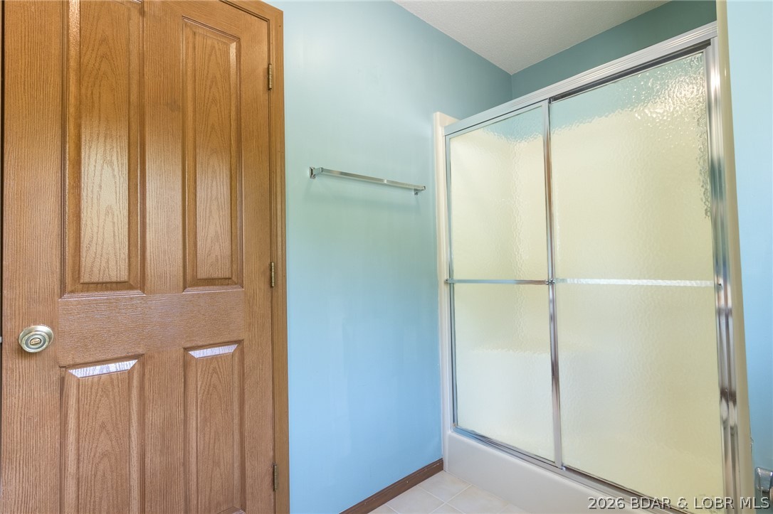 210 Bluff Boulevard 4b Property Photo 25