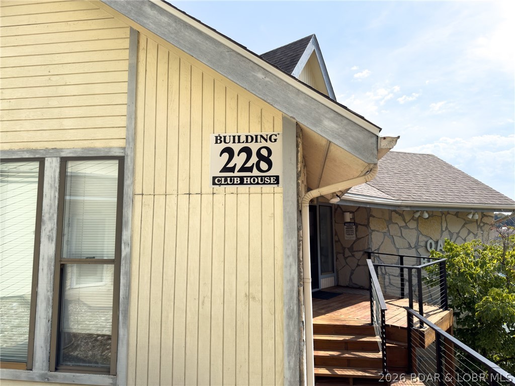 210 Bluff Boulevard 4b Property Photo 59
