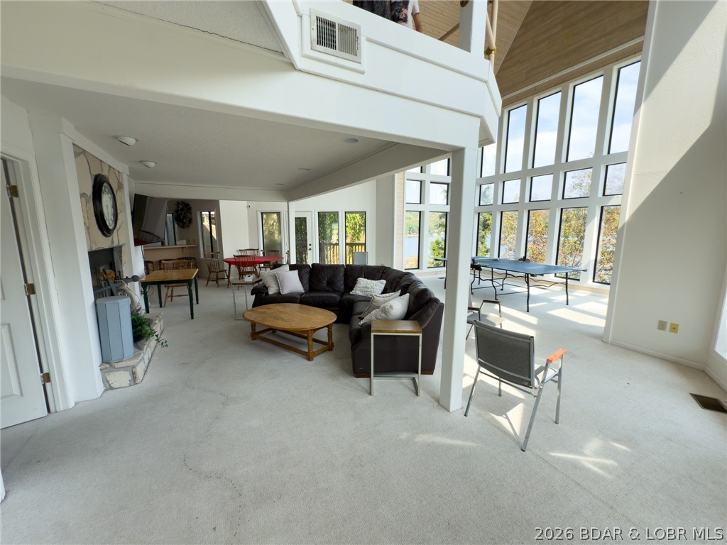 210 Bluff Boulevard 4b Property Photo 63