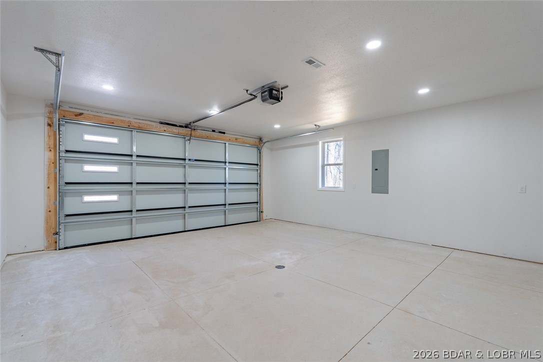 701 Spring Creek Drive Property Photo 23