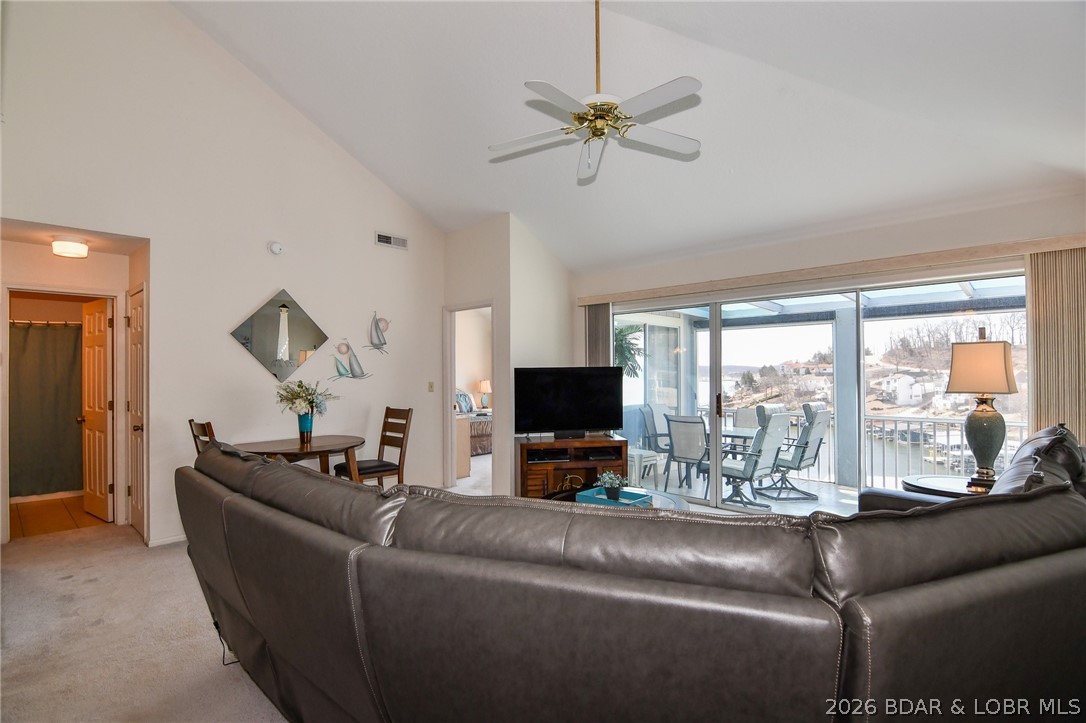 158 Regatta Bay Circle 4e Property Photo 9