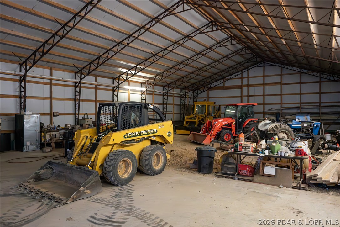 Emerald Hills Drive Property Photo 8