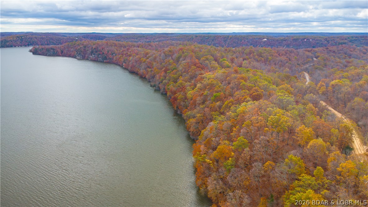 Emerald Hills Drive Property Photo 25