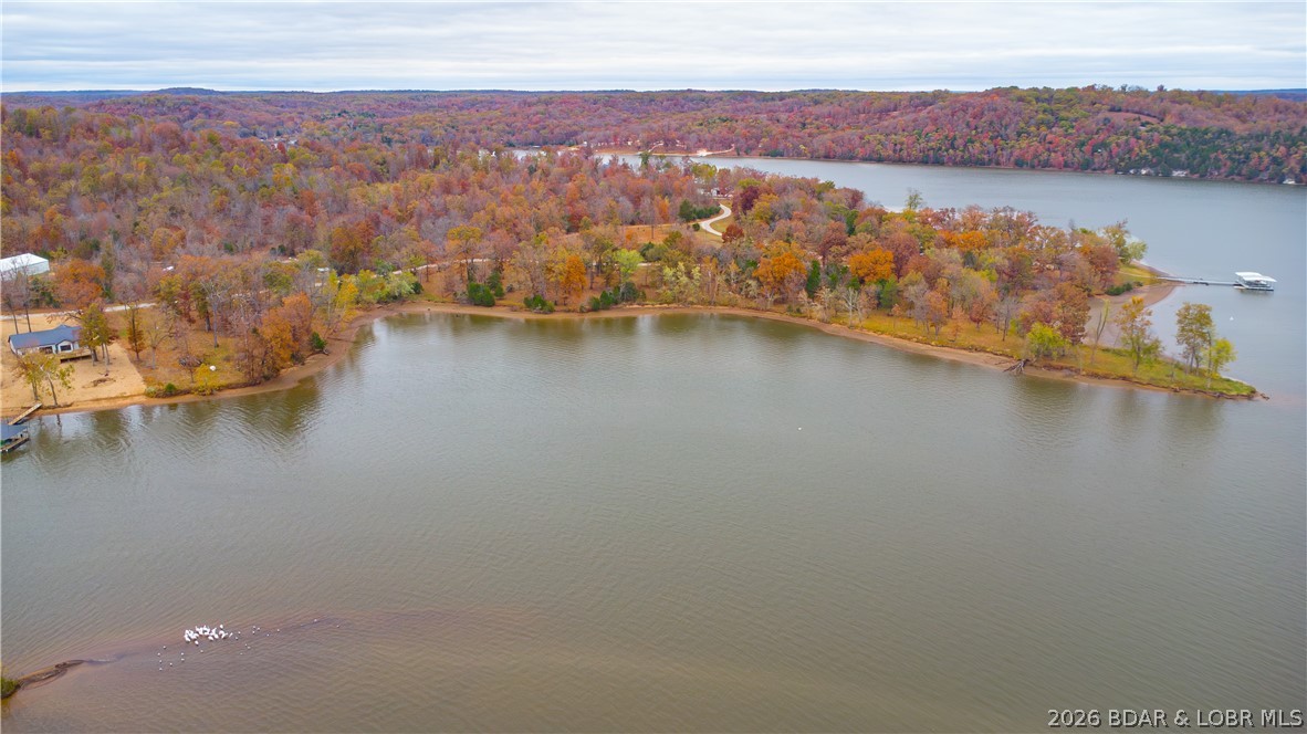 Emerald Hills Drive Property Photo 30
