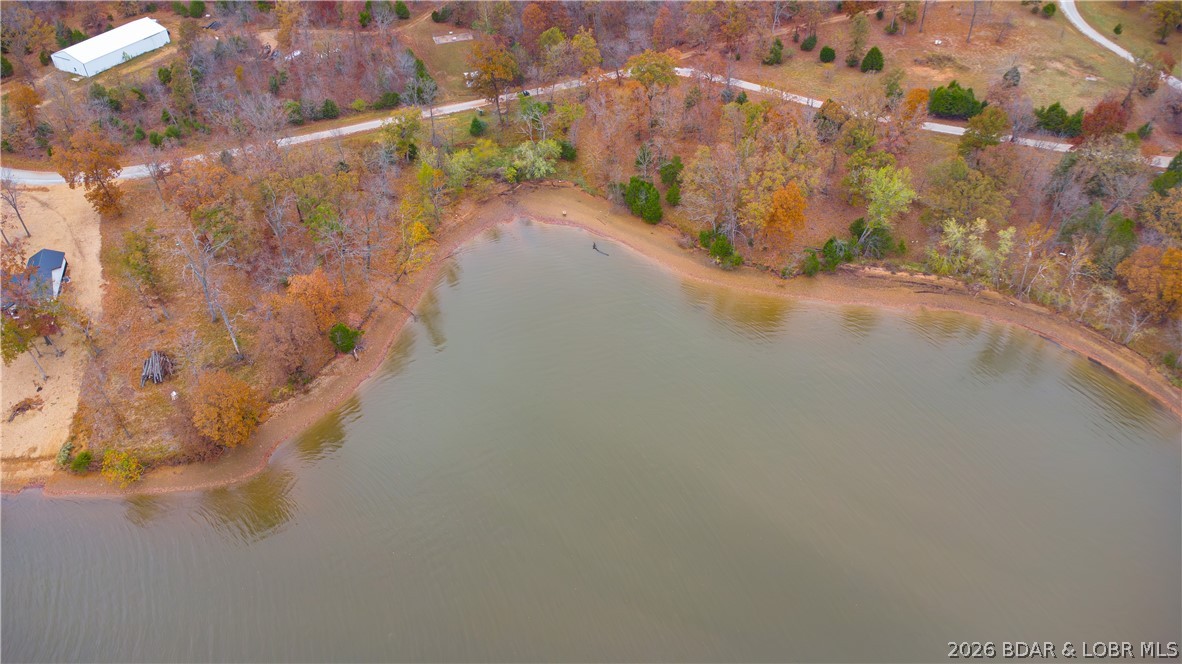 Emerald Hills Drive Property Photo 32