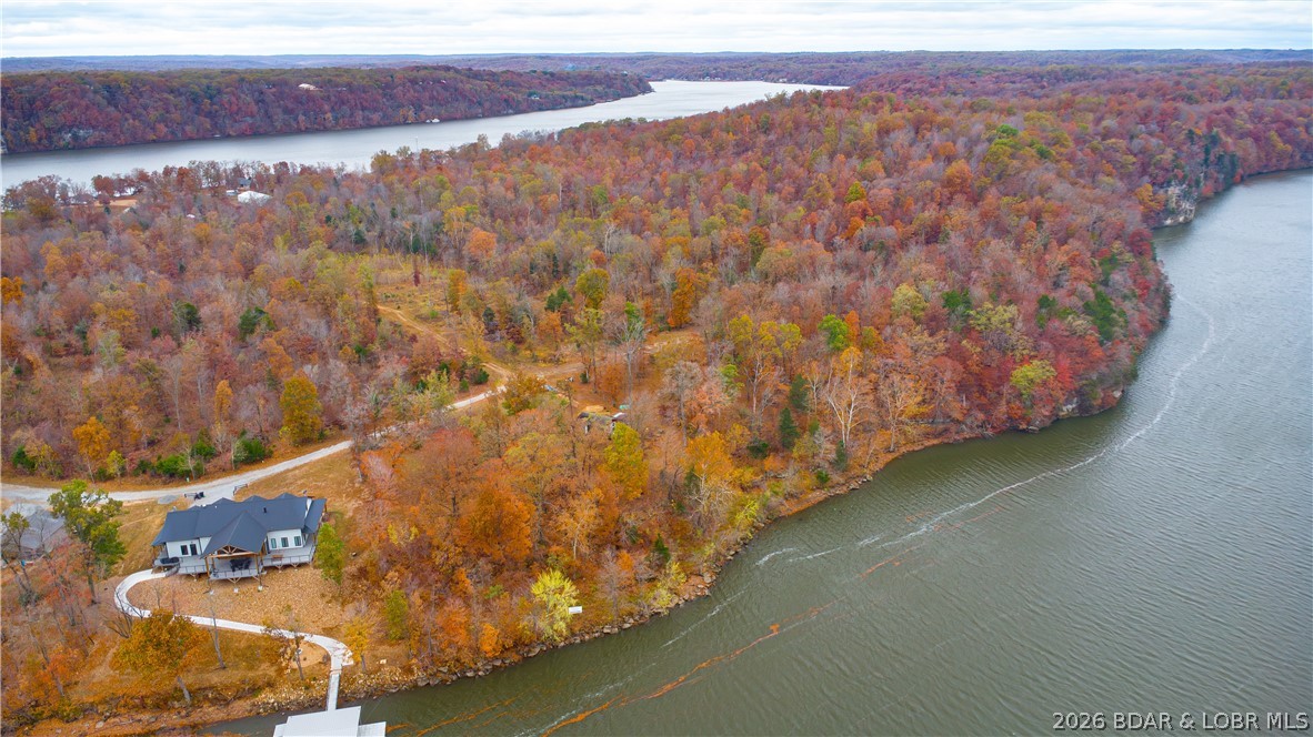 Emerald Hills Drive Property Photo 37