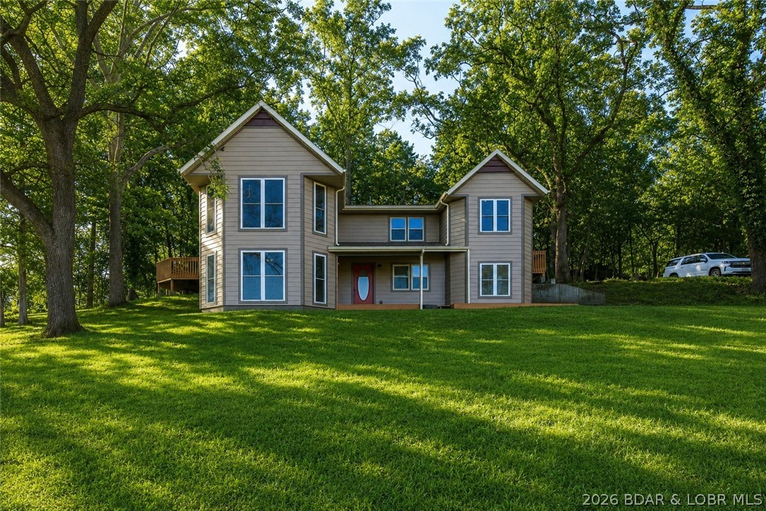 827 Lake Valley Drive Property Photo 1