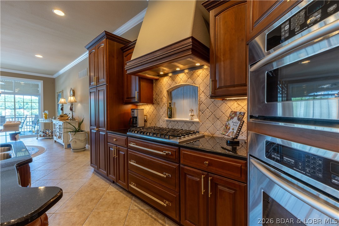 1163 Beacon Pointe Circle Property Photo 11