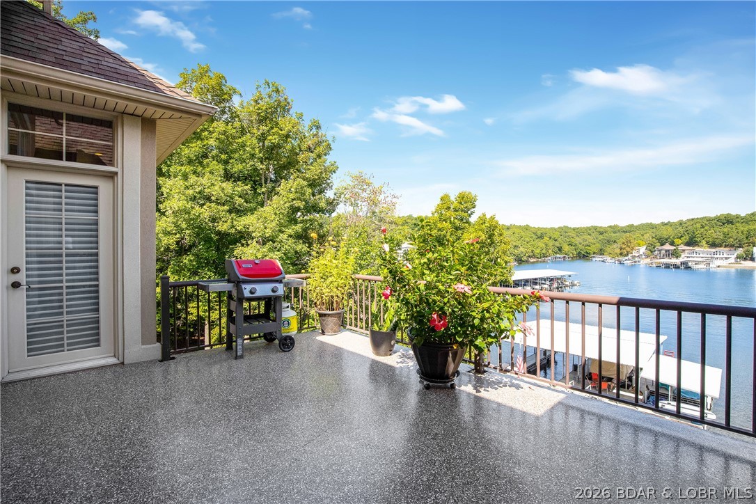 1163 Beacon Pointe Circle Property Photo 14
