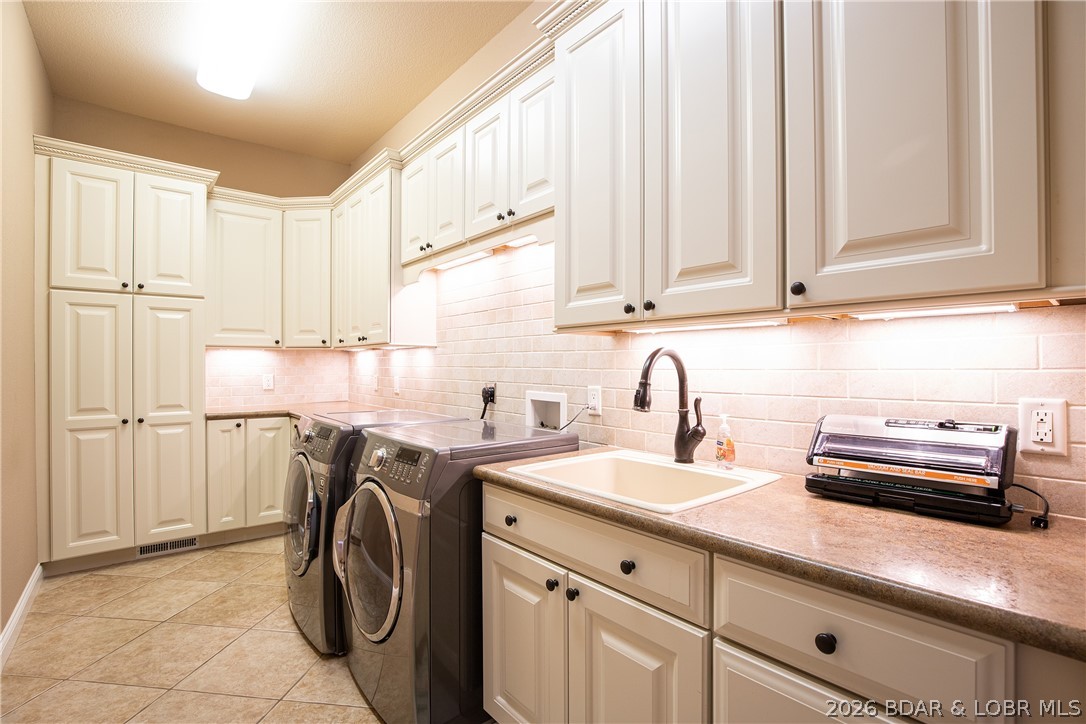 1163 Beacon Pointe Circle Property Photo 16