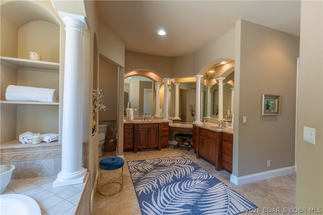 1163 Beacon Pointe Circle Property Photo 19