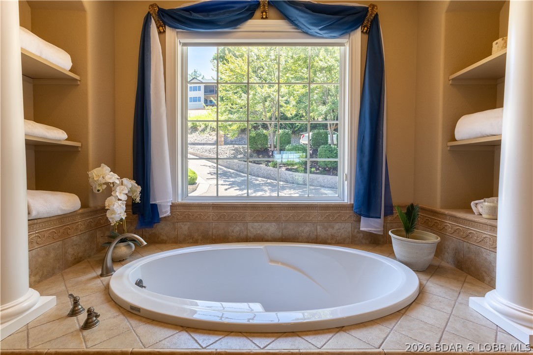 1163 Beacon Pointe Circle Property Photo 21