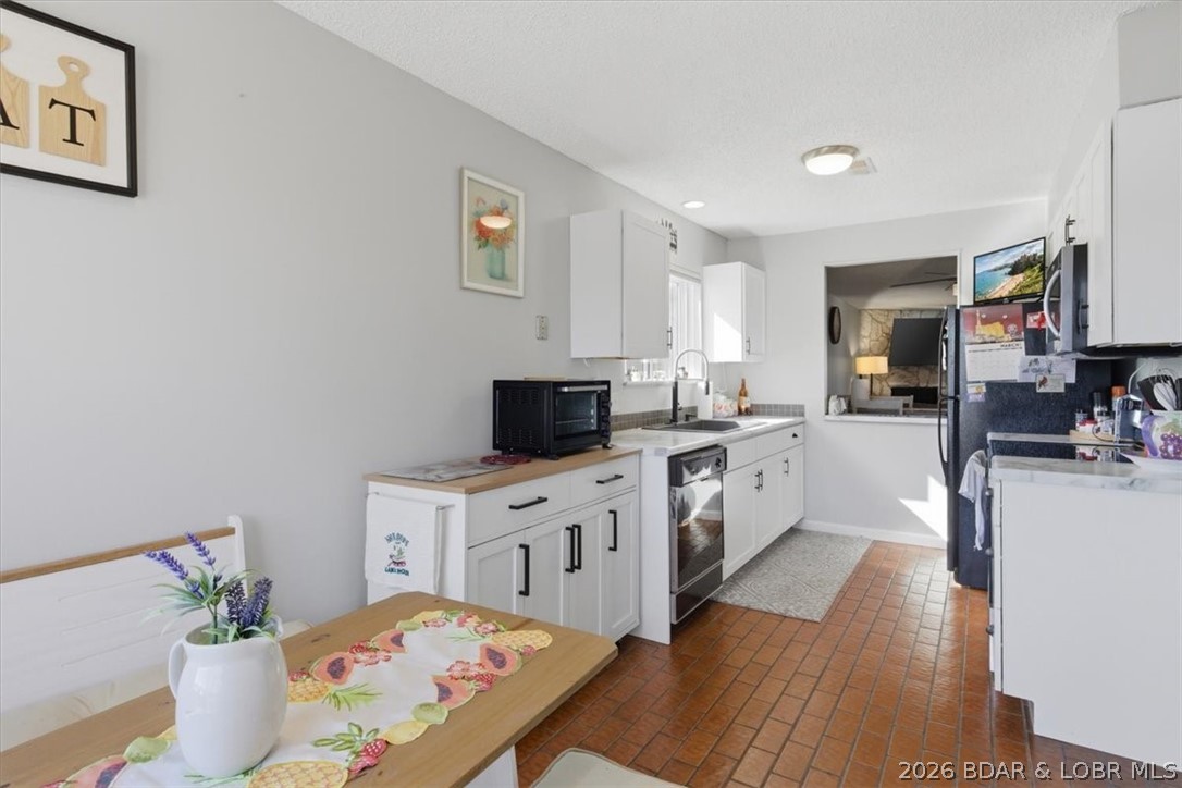 35 Casa Blanco Court 2B Property Photo 1