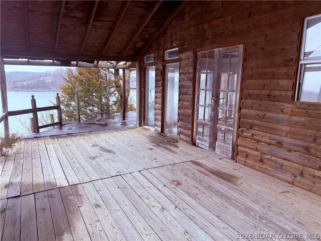 3955 Woodson Point Property Photo 1