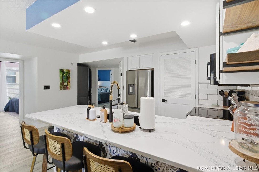 40 Lighthouse Road 4-204 Property Photo 2